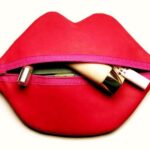 کیف‌ آرایشی طرح لب