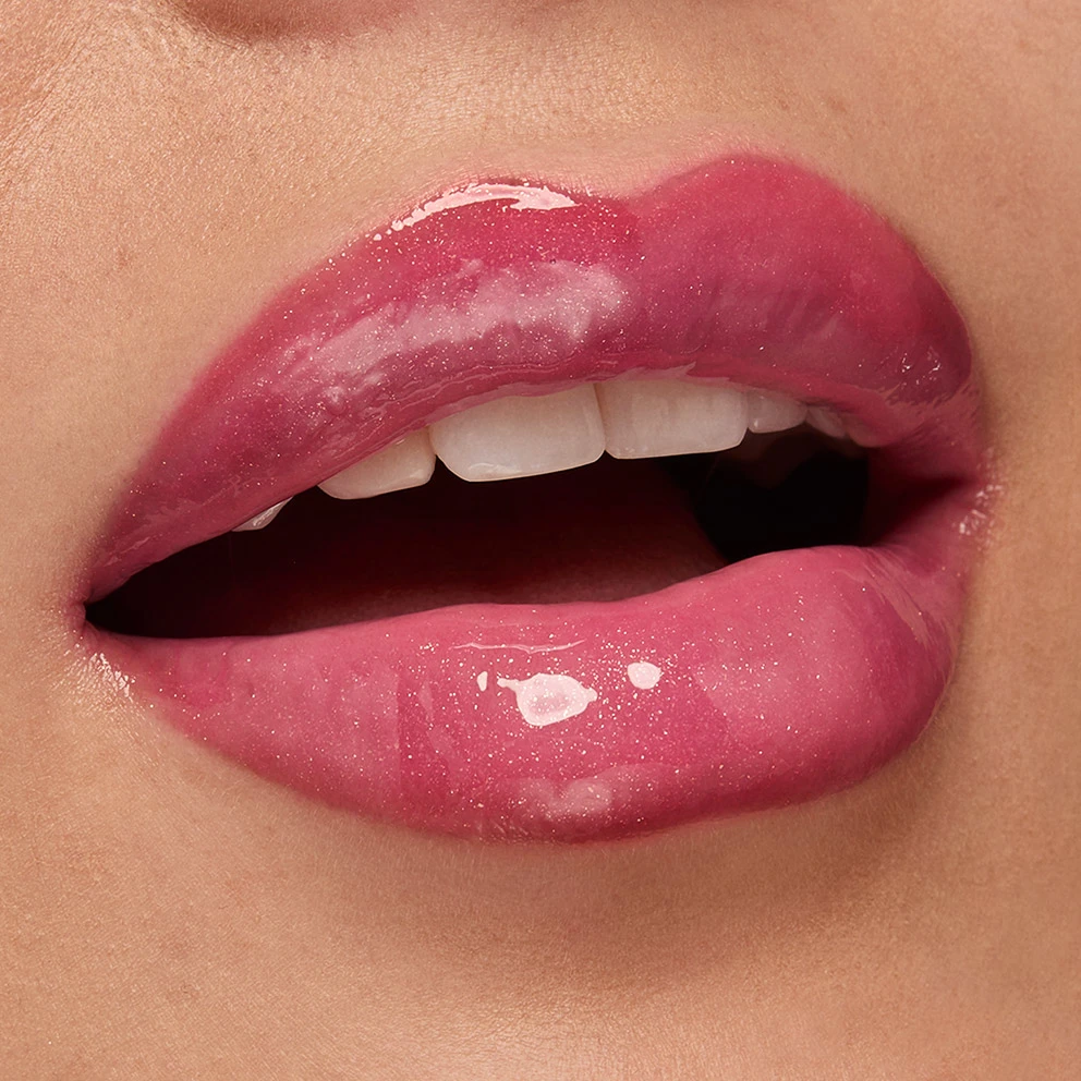 ترند آرایش لب سال 2025