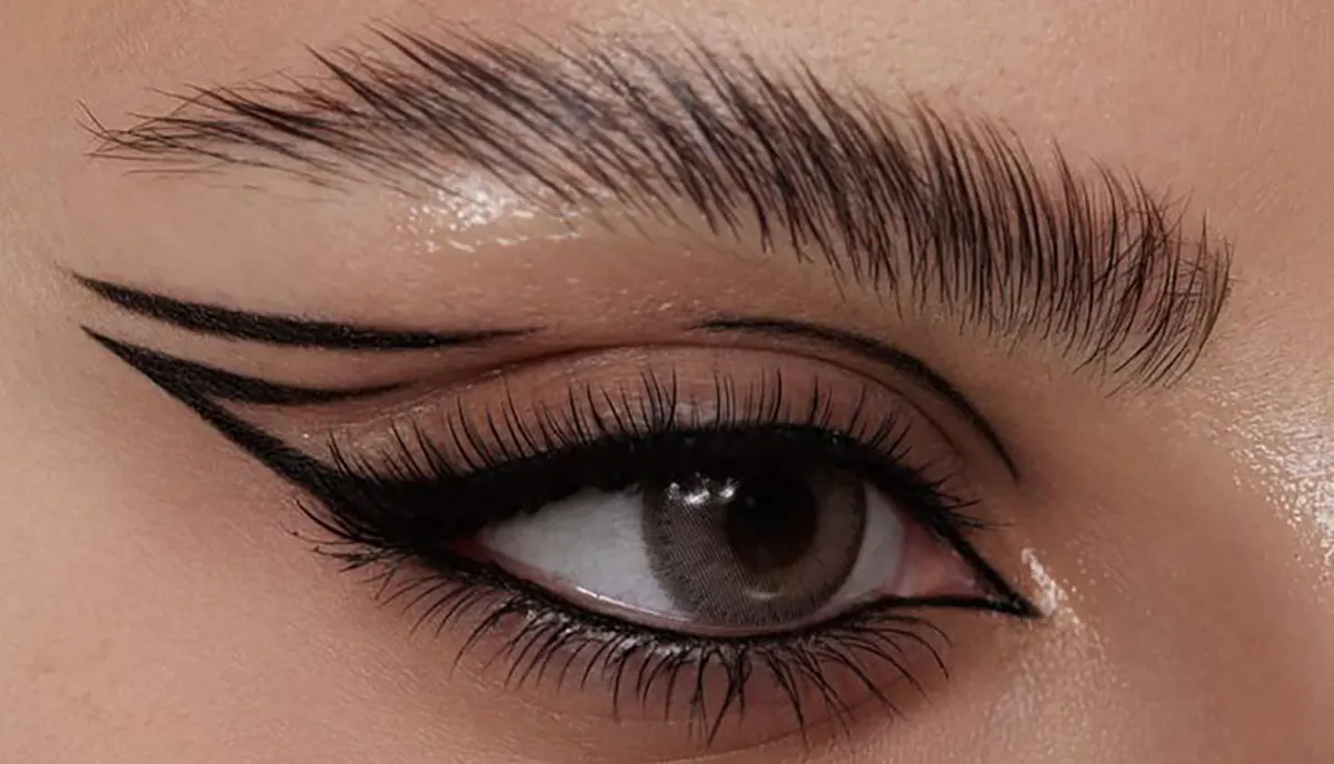 خط چشمهای مدرن (گرافیکی)