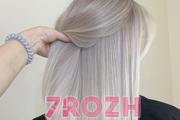 رنگ مو بلوند یخی قشنگترین رنگ موی سال 1405